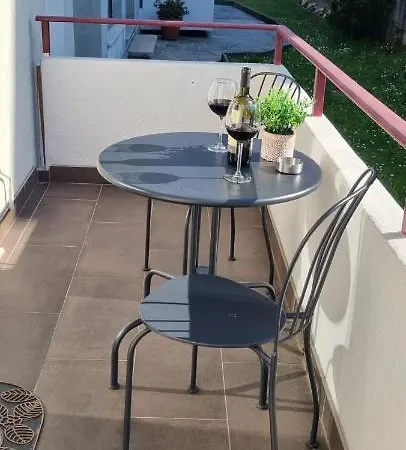 Pineta * קנוביו